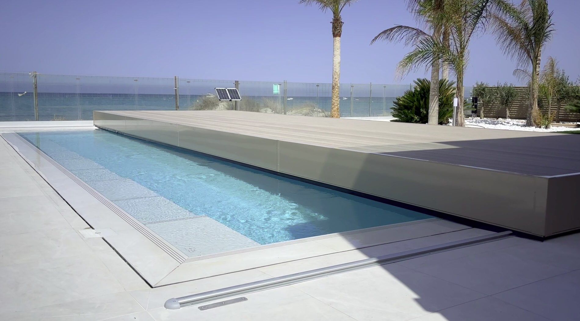 Pool flat covers