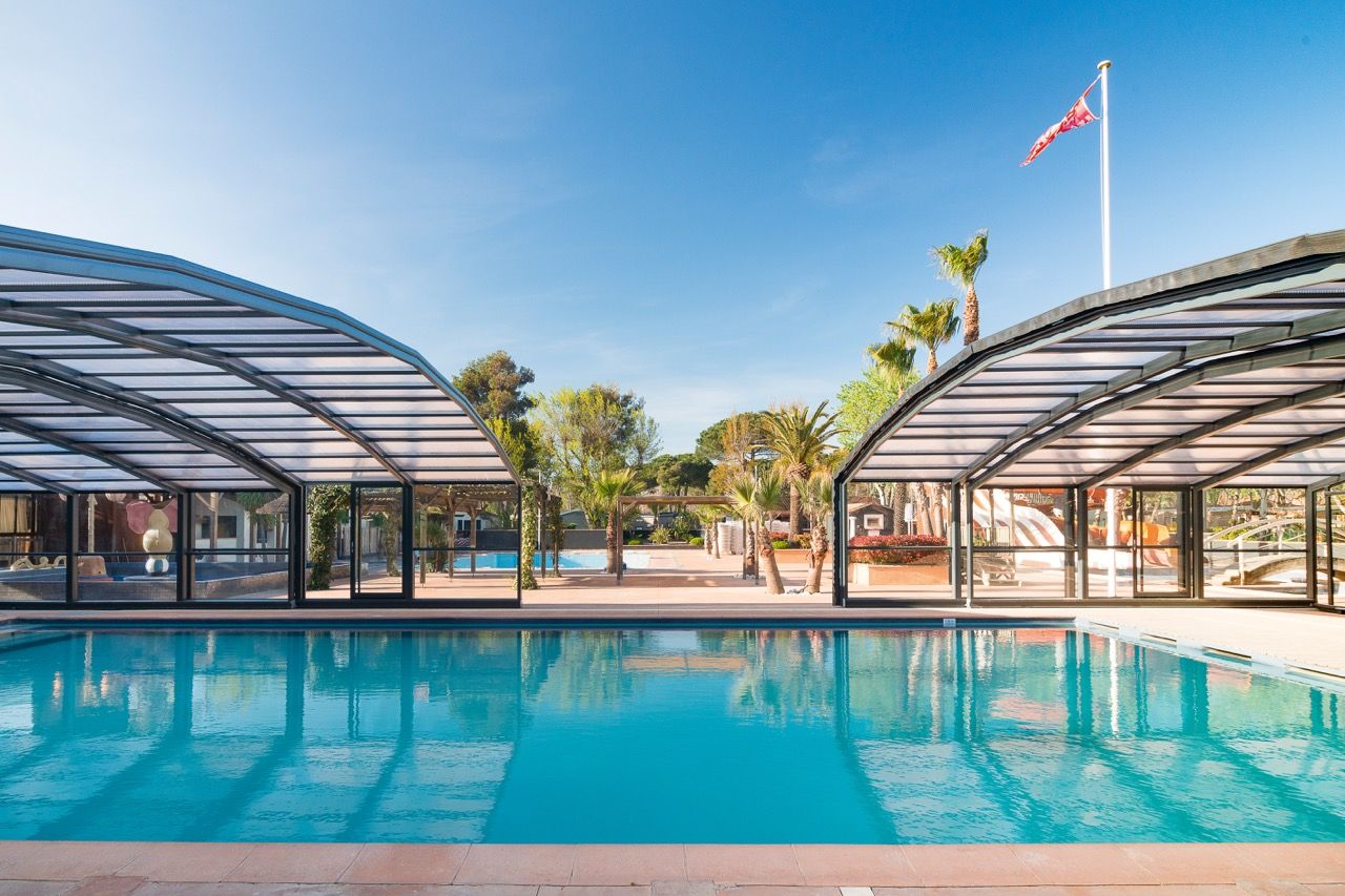 Commercial pool enclosure